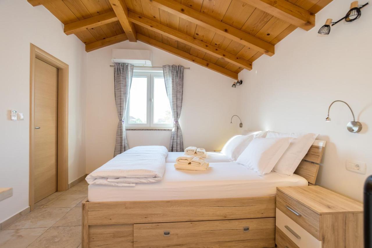 Holiday House Toici Nenadici  المظهر الخارجي الصورة