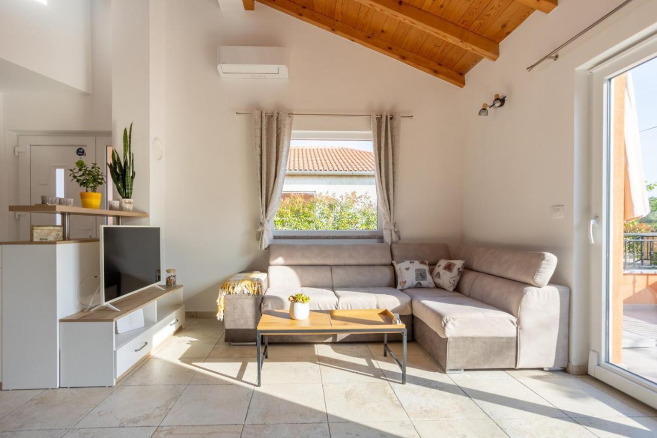 Holiday House Toici Nenadici  المظهر الخارجي الصورة
